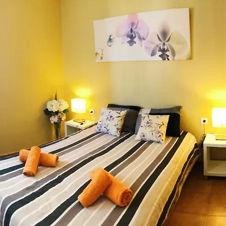 شقة Happy Menorca Duplex ,piscina,aire Acondicionado,wiffi *