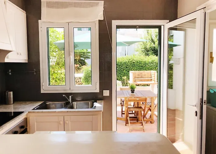 Happy Menorca Duplex ,piscina,aire Acondicionado,wiffi * Port d'Addaia