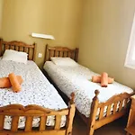 Happy Menorca Duplex ,piscina,aire Acondicionado,wiffi * Port d'Addaia