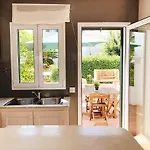 Happy Menorca Duplex ,piscina,aire Acondicionado,wiffi * Port d'Addaia